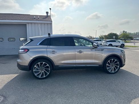 Used 2020 Lincoln Nautilus Reserve w/ Equipment Group 202A AWD/4WD image 6