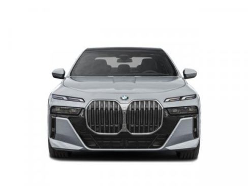 Used 2023 BMW 760i xDrive w/ Parking Assistance Package image 7