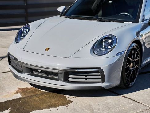 Used 2024 Porsche 911 Carrera S w/ Sport Package image 5