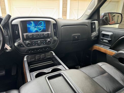 Used 2015 Chevrolet Silverado 2500 LTZ w/ LTZ Plus Package AWD/4WD image 16