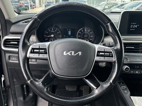 Used 2022 Kia Telluride EX w/ EX Premium Package AWD/4WD image 3
