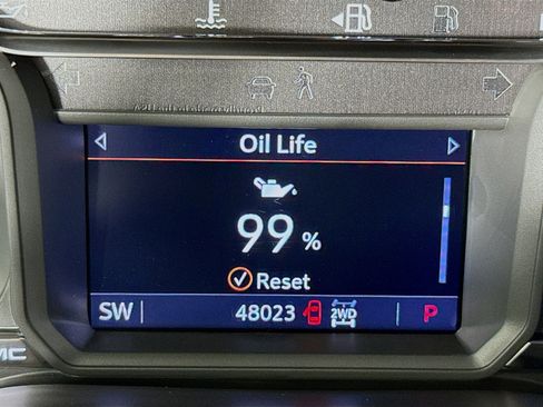 Used 2021 GMC Sierra 2500 AT4 w/ AT4 Preferred Package image 15