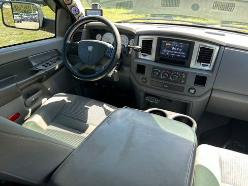 Used 2007 Dodge Ram 2500 Truck SLT AWD/4WD image 9