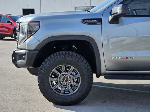 Used 2023 GMC Sierra 1500 AT4X image 10