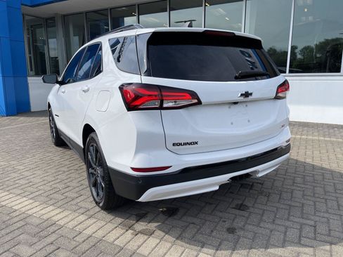 Used 2024 Chevrolet Equinox RS w/ LPO, Floor Liner Package FWD image 3