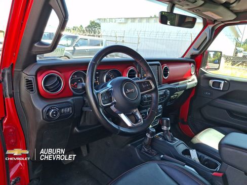 Used 2020 Jeep Gladiator Rubicon AWD/4WD image 16