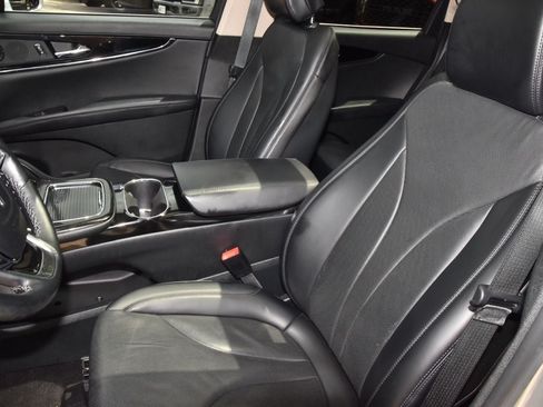 Certified 2023 Lincoln Nautilus Reserve FWD image 32
