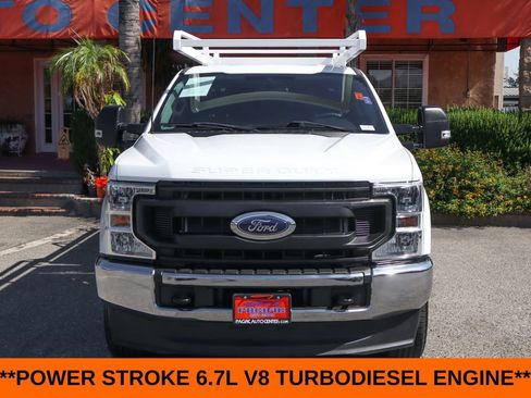 Used 2022 Ford F250 XL w/ Power Equipment Group AWD/4WD image 3