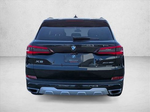Used 2023 BMW X5 xDrive40i w/ Climate Comfort Package image 7