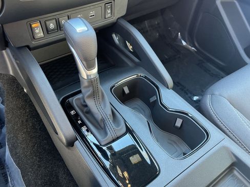 New 2026 Nissan Frontier SV w/ SV Convenience Package image 25