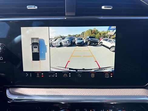 Used 2025 GMC Sierra 2500 Denali w/ Denali Reserve Package image 23