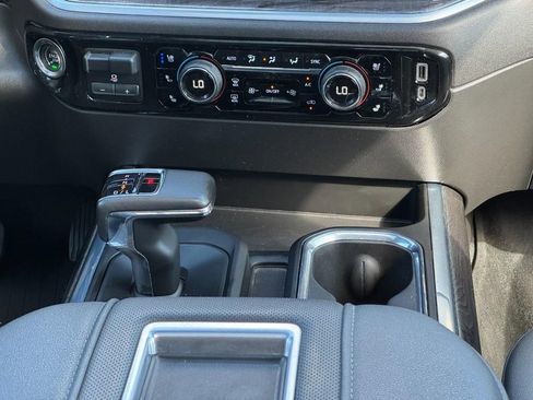Used 2022 Chevrolet Silverado 1500 LTZ w/ LTZ Premium Package AWD/4WD image 14