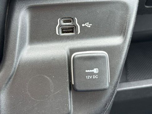 Used 2023 RAM ProMaster 2500 image 21