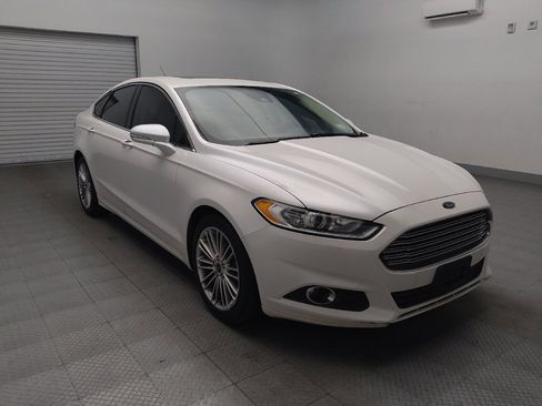 Used 2015 Ford Fusion SE w/ Equipment Group 202A image 13