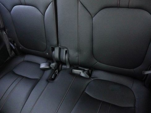 Used 2024 Honda Pilot TrailSport image 38