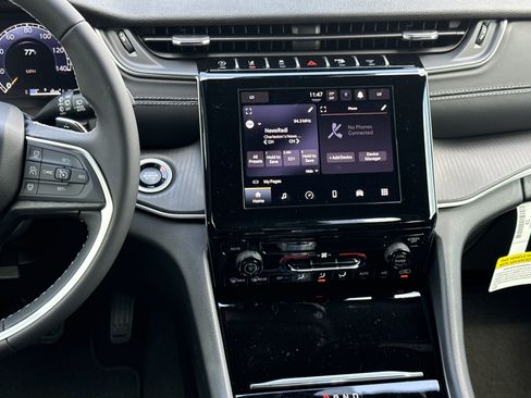 New 2026 Jeep Grand Cherokee Laredo RWD image 24