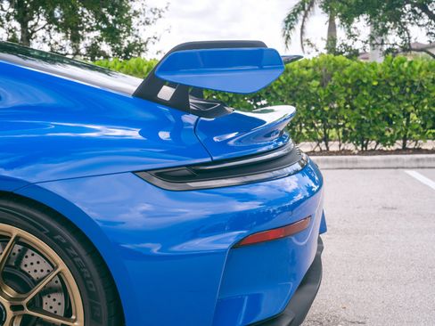 Used 2026 Porsche 911 GT3 RWD image 24