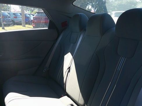 New 2026 Hyundai Elantra Sport image 6