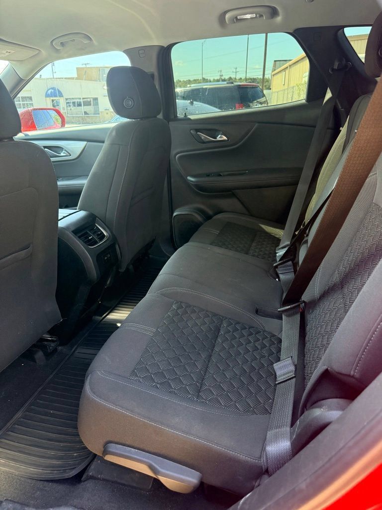 Used 2019 Chevrolet Blazer LT FWD image 4