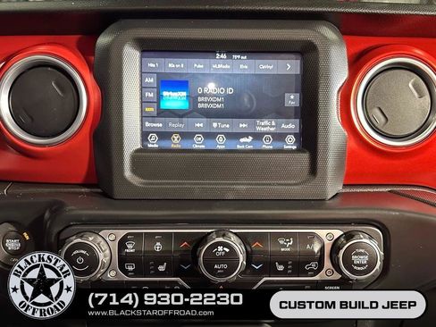 Used 2021 Jeep Gladiator Rubicon w/ Cold Weather Group AWD/4WD image 24