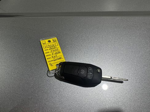 Used 2021 Ford F250 XLT w/ FX4 Off-Road Package image 42