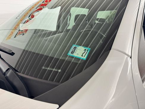 Used 2022 Chevrolet Silverado 2500 LT w/ Convenience Package image 11