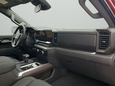New 2026 GMC Sierra 1500 SLT image 14