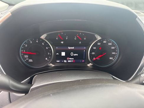 Used 2020 Chevrolet Equinox Premier AWD/4WD image 14