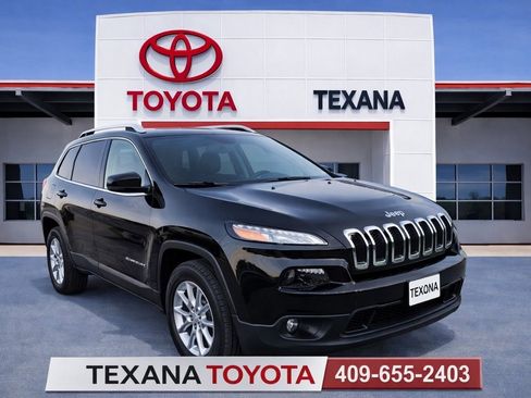 Used 2018 Jeep Cherokee Latitude Plus image 1