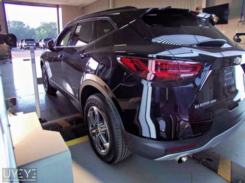 Used 2023 Chevrolet Blazer LT w/ Convenience Package AWD/4WD image 3