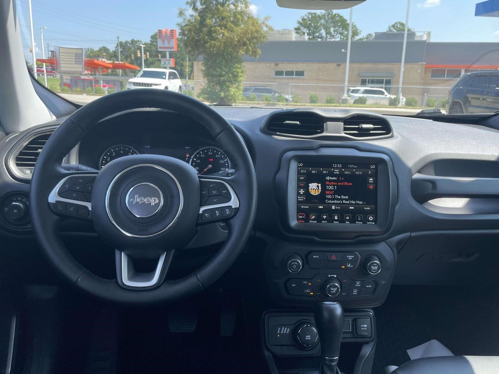 Used 2023 Jeep Renegade Limited AWD/4WD image 11