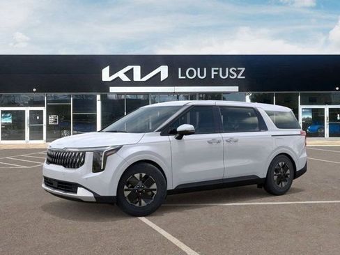 New 2026 Kia Carnival LXS FWD image 3