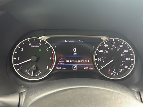 Used 2025 Nissan Sentra SR FWD image 23
