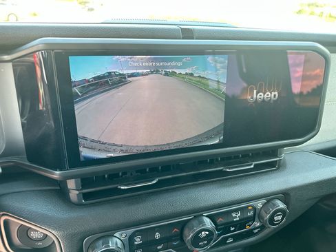 New 2024 Jeep Wrangler Sport S image 17