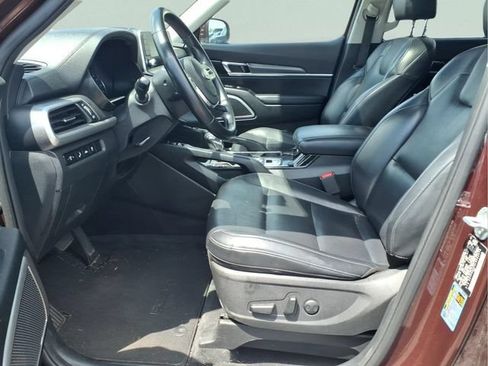 Used 2020 Kia Telluride S AWD/4WD image 19