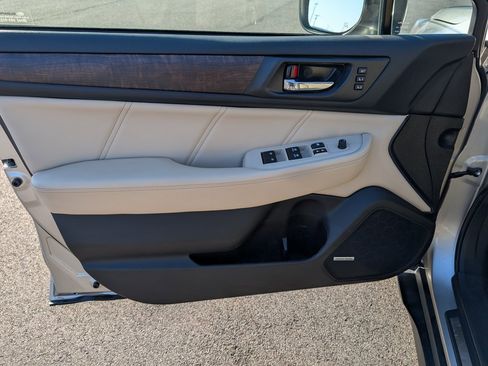 Used 2019 Subaru Outback 2.5i Limited image 14