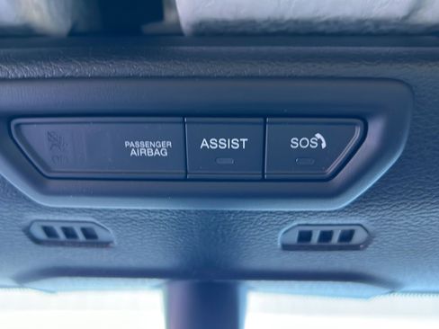 Used 2023 Jeep Gladiator Mojave w/ Cold Weather Group image 28