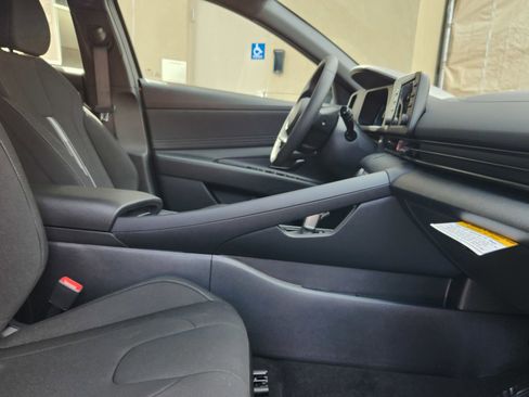 New 2026 Hyundai Elantra SEL Sport image 27