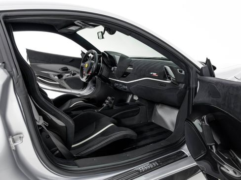 Used 2020 Ferrari 488 Pista Coupe image 32