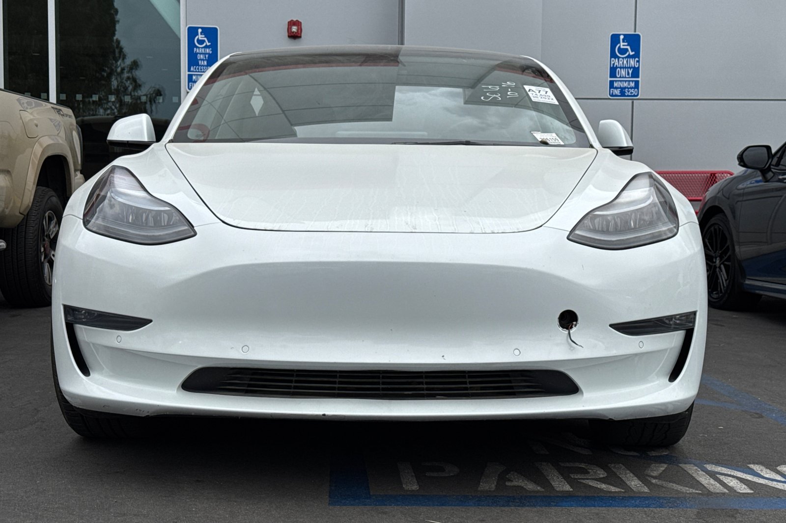 Used 2022 Tesla Model 3 Long Range AWD/4WD image 3