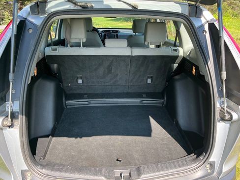 Used 2018 Honda CR-V LX image 10