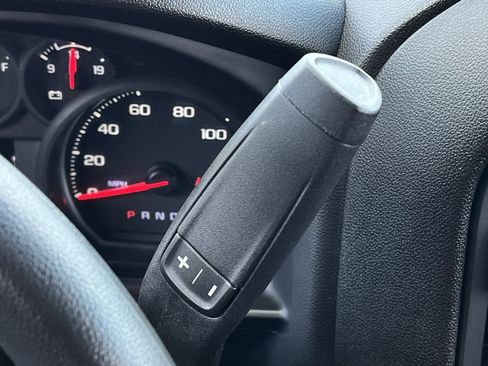 Used 2025 Chevrolet Silverado 1500 Custom image 16