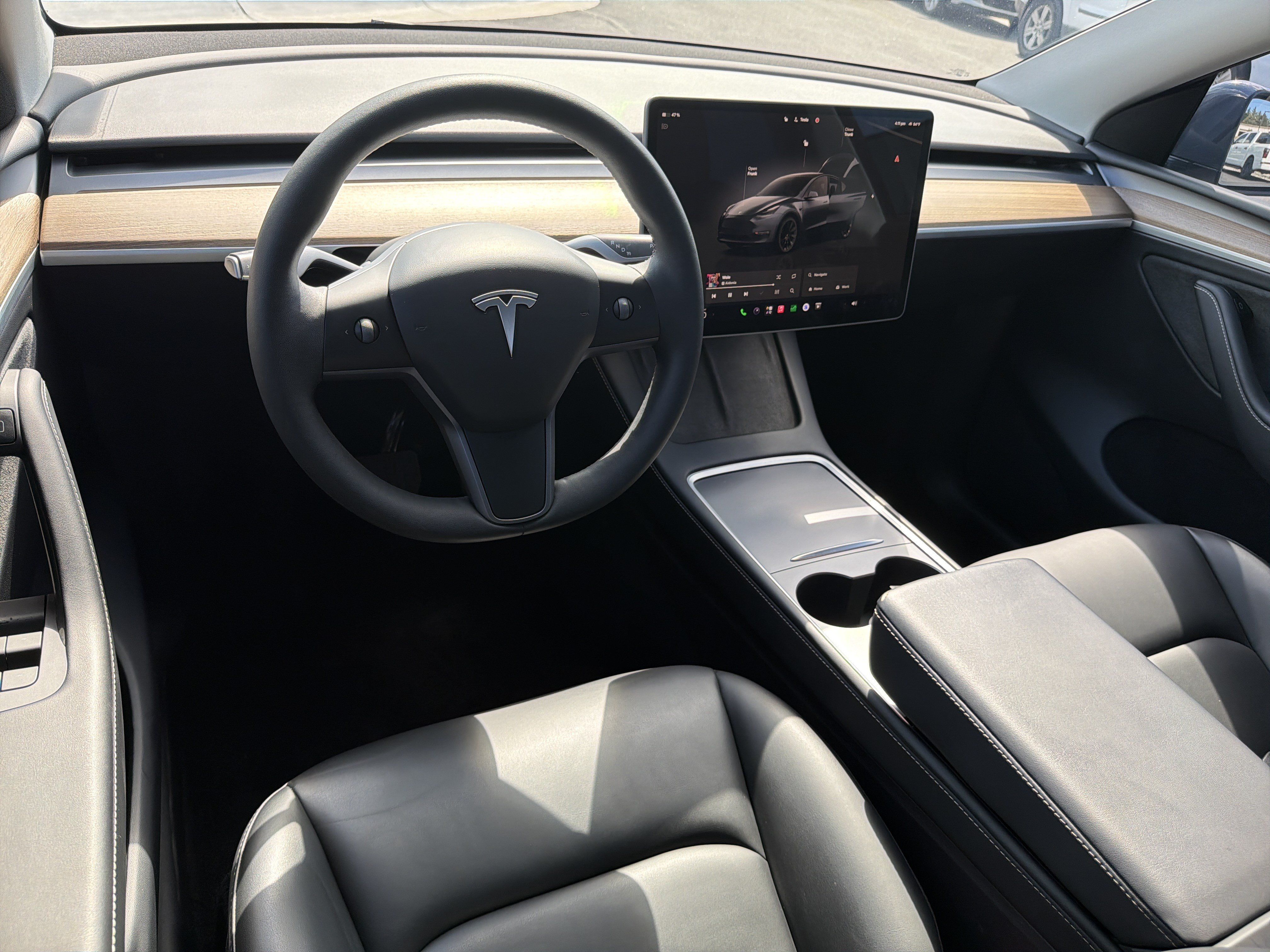 Used 2023 Tesla Model Y Long Range AWD/4WD image 22