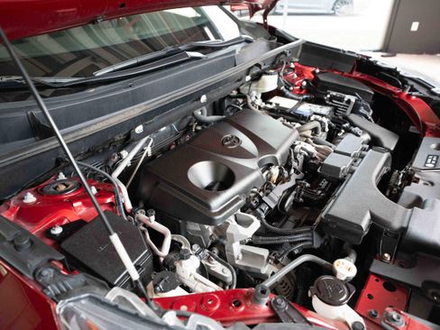 Used 2019 Toyota RAV4 Adventure w/ Cold Weather Package image 33