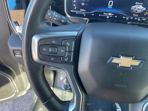 Used 2025 Chevrolet Silverado 1500 LT image 14