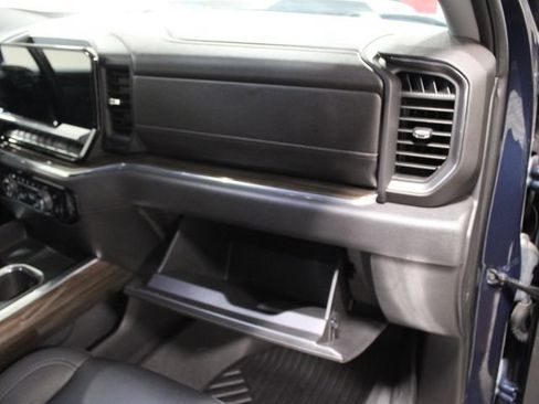 Used 2023 Chevrolet Silverado 1500 LT Trail Boss w/ Convenience Package II AWD/4WD image 27