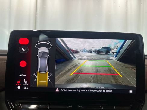 Certified 2023 Volkswagen ID.4 Pro image 16