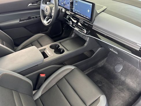 Certified 2024 Honda Prologue Elite image 35