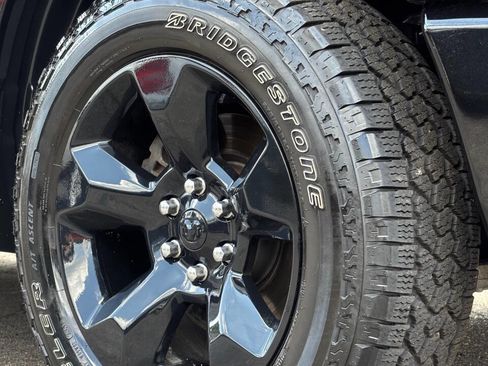 Used 2019 RAM 1500 Big Horn AWD/4WD image 35