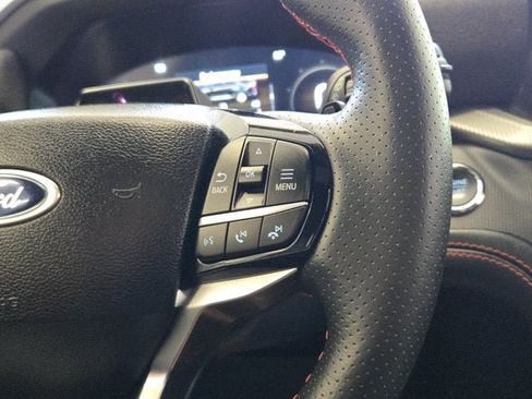 Used 2025 Ford Explorer ST AWD/4WD image 32